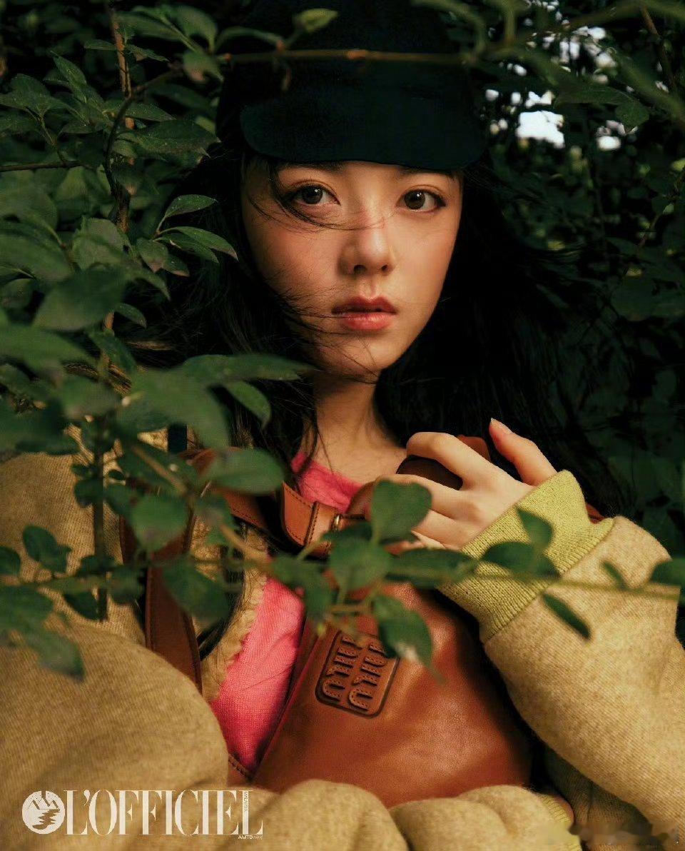 赵今麦时装马来西亚版封面妹妹又有杂志啦！​​​