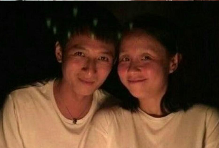 妈妈一句话，让李维嘉用一辈子反抗。李维嘉和龙丹妮当初也是甜蜜恋爱，但是李维嘉妈妈
