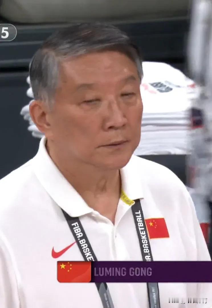 【中国女篮81-90不敌日本未能闯进亚洲杯决赛】日本队的三分球命中率50%，共
