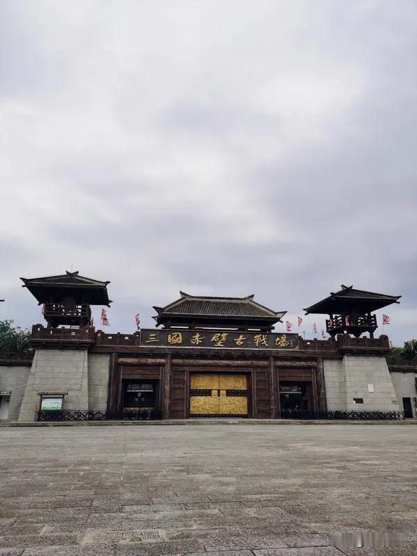 四大名著通俗幽默的趣味解读1.人物与关系三国：基本都