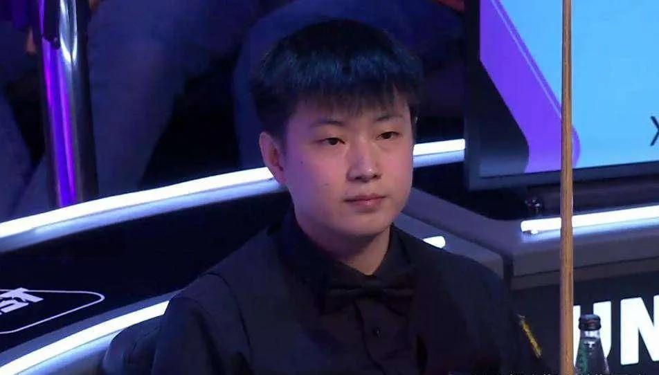 2025斯诺克利雅得锦标赛四强出炉，半决赛对阵形势如下尼尔.罗伯逊vs马克.艾