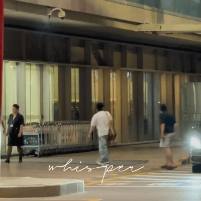 6.22日，国乒在北京出发去洛杉矶，王楚钦孙颖莎走vip通道。在值机时看到了