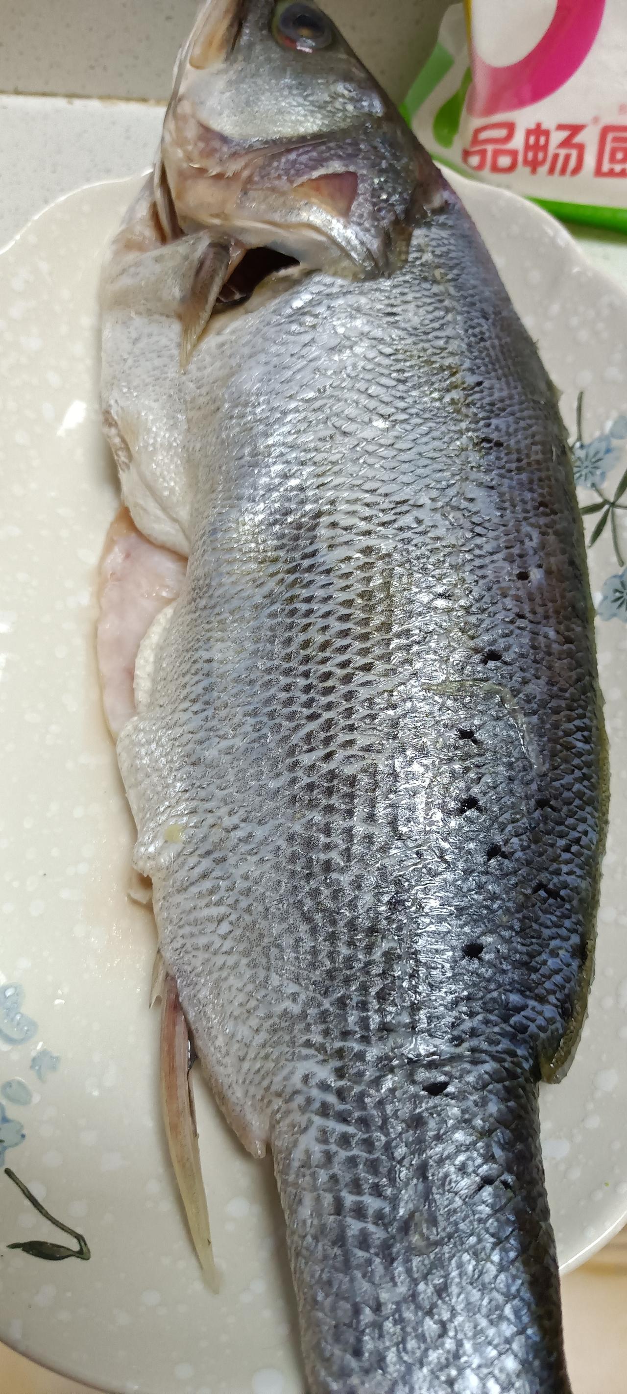 看来男人也很脆弱，也需要安慰！小叔子今天领证了，办完了离婚手续，给我打电话时都