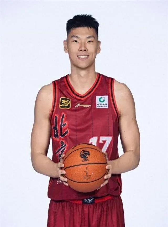 广东球迷最担心的事可能要发生了，徐昕加盟北京仅差一步之遥。据北京媒体人透露:北