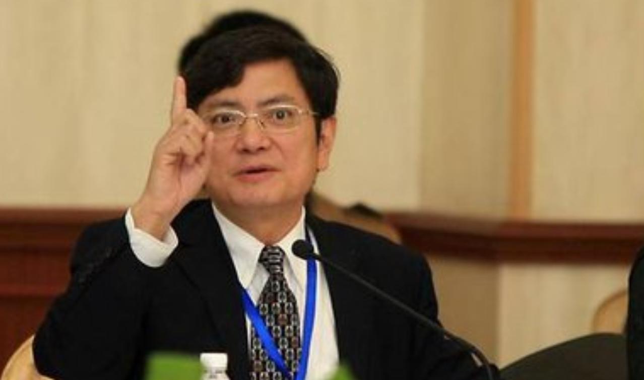 郑强教授再发预警：AI若废掉中国劳动力，社会不乱才怪！