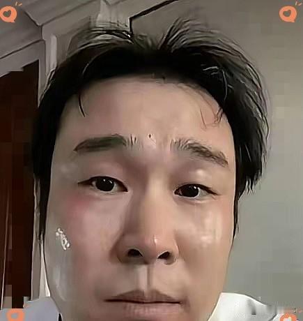 小沈阳，每月给哥哥转5万，被骂不孝！哥哥沈飞直接开直播。晒出账单：每月转账记录，