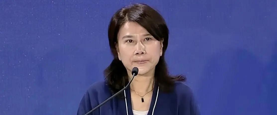 董明珠卸任格力电商这事，说白了，就是这几个原因：1.大事还是她拿主意。董