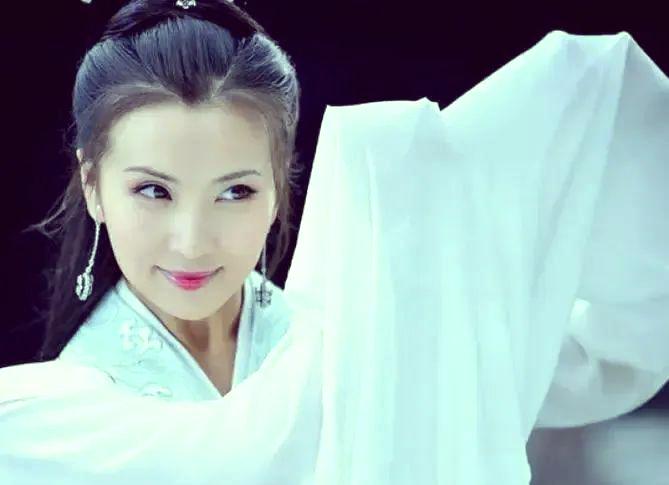 房夫人与那杯"毒酒"：据说唐太宗赐妾被拒，由此有了"吃醋"这个词。事情最戏剧