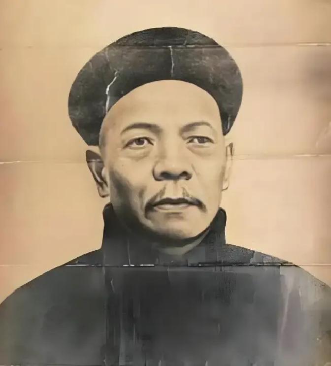 1865年，湘军最能打的一支精锐——霆军，八千人集体哗变。他们绑了自己的主将宋国永，掉头南下，投奔了