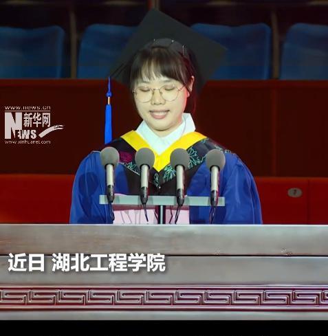 山西，女孩一出生就被遗弃，10岁时养父病逝后，71岁邻居接力抚养！不料，如今26