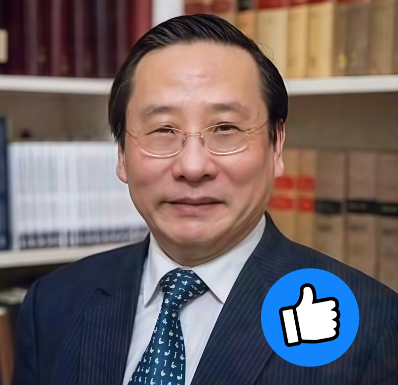 高志凯，耶鲁大学法学博士，拿到美国执业律师资格证后并没有留在美国，而是回到祖国。