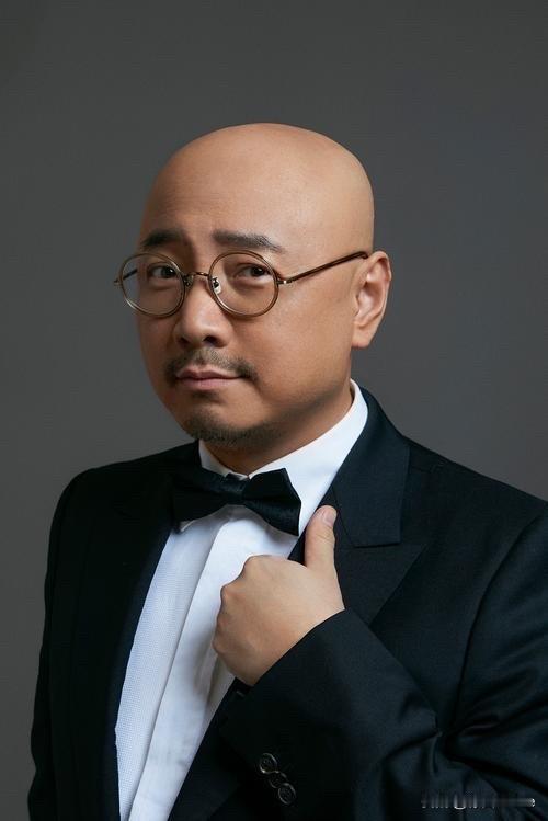 12月8日，徐峥，时隔多年再度拍摄电视剧！不愧是影视寒冬！连徐峥都不拍电影，不