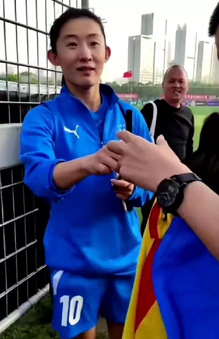 中国女足主力后腰姚伟伤势严重，会缺席女足亚冠联赛和6月1号对美国队的热身赛！目