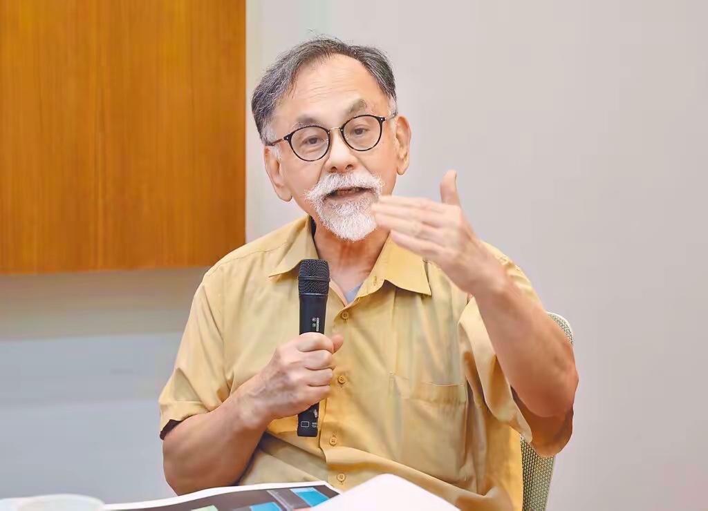 别人都来开会，他偏不露面也不派代表。韩国瑜这回真急眼了。8月11日"立法院"