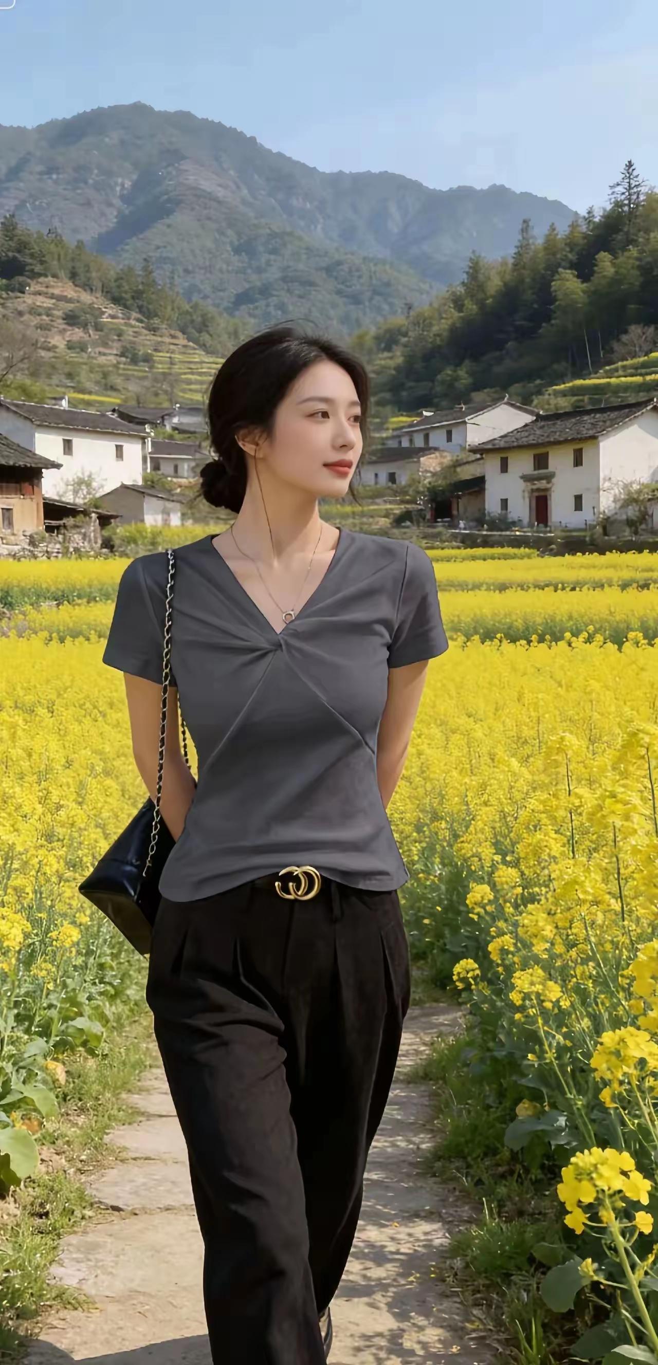 漫步在花海中的浪漫时光🌸🌼