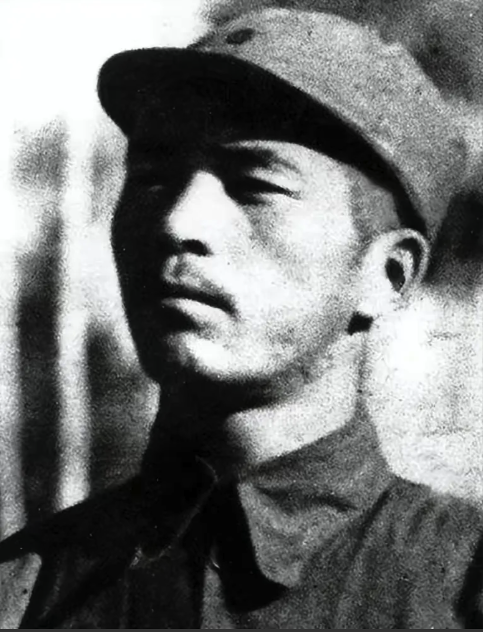 1940年，八路军打伏击，原以为敌人是伪军，战斗力很弱，谁知战斗即将打响前，八路