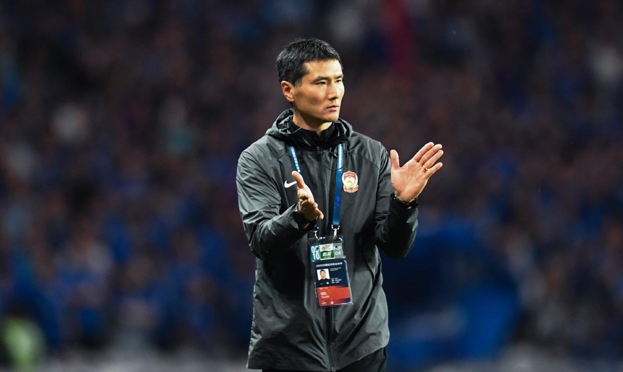 邵佳一挂帅国足：海选后的本土新尝试全球海选落幕，邵佳一最终被敲定执掌国足帅印