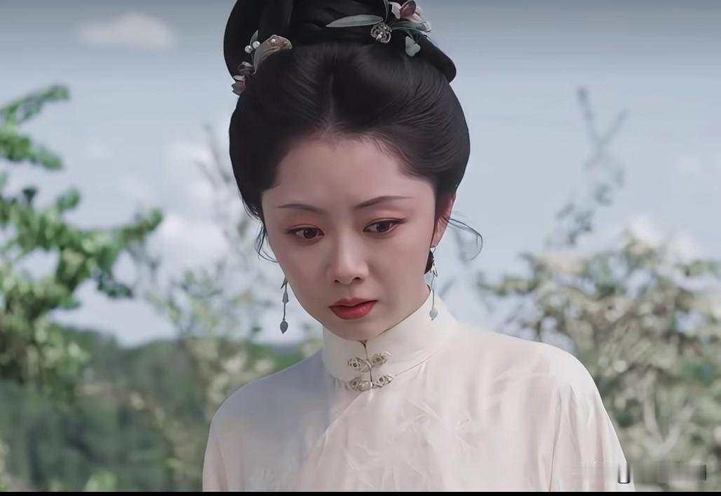 兰香如故：兰香终于找到了家族合葬墓，知道安葬家人的人是林锦岐了，找了那么久的义士