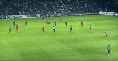 中超冠军与泰超冠军的较量，上海海港令人不齿！谁能告诉我：上海海港与武里南联打成这