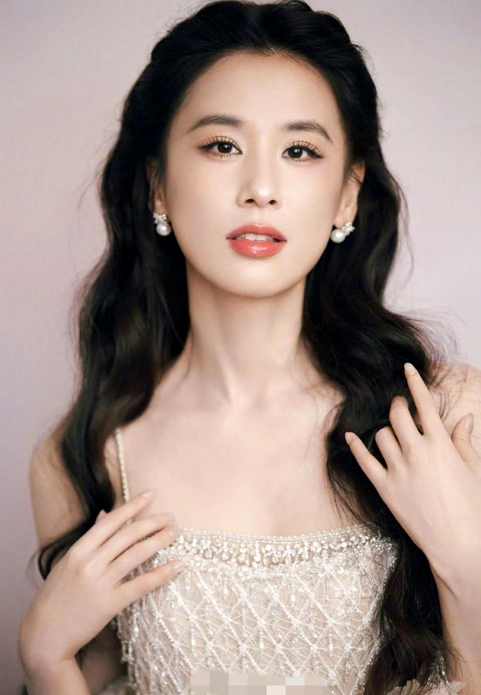 浪姐1从不养闲人！黄圣依实力依旧在线黄圣依真的印证了一句话，初代浪姐个个都