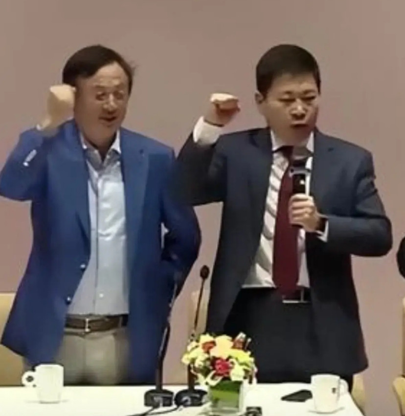 看看华为任正非和余承东这样两种风格迥异的说话风格。任正非，谦和，严谨，今天在