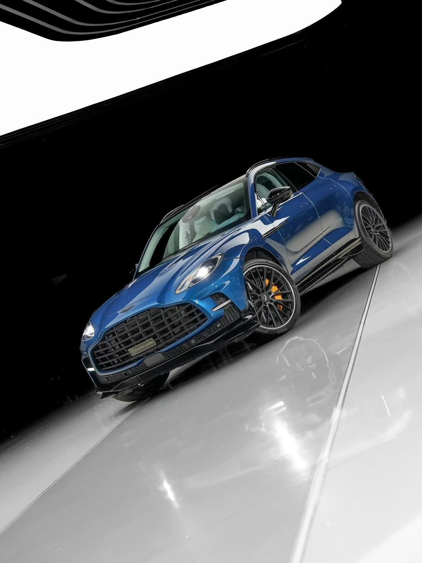 AstonMartinDBX707｜阿斯顿马丁