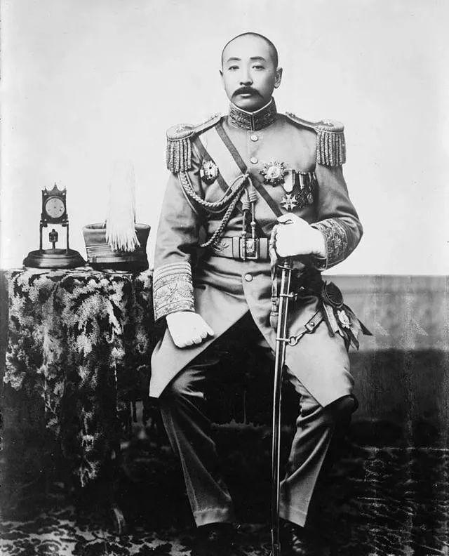 张作霖是怎样一步步夺得东三省军政大权的？一、1911年10月10日武昌起义