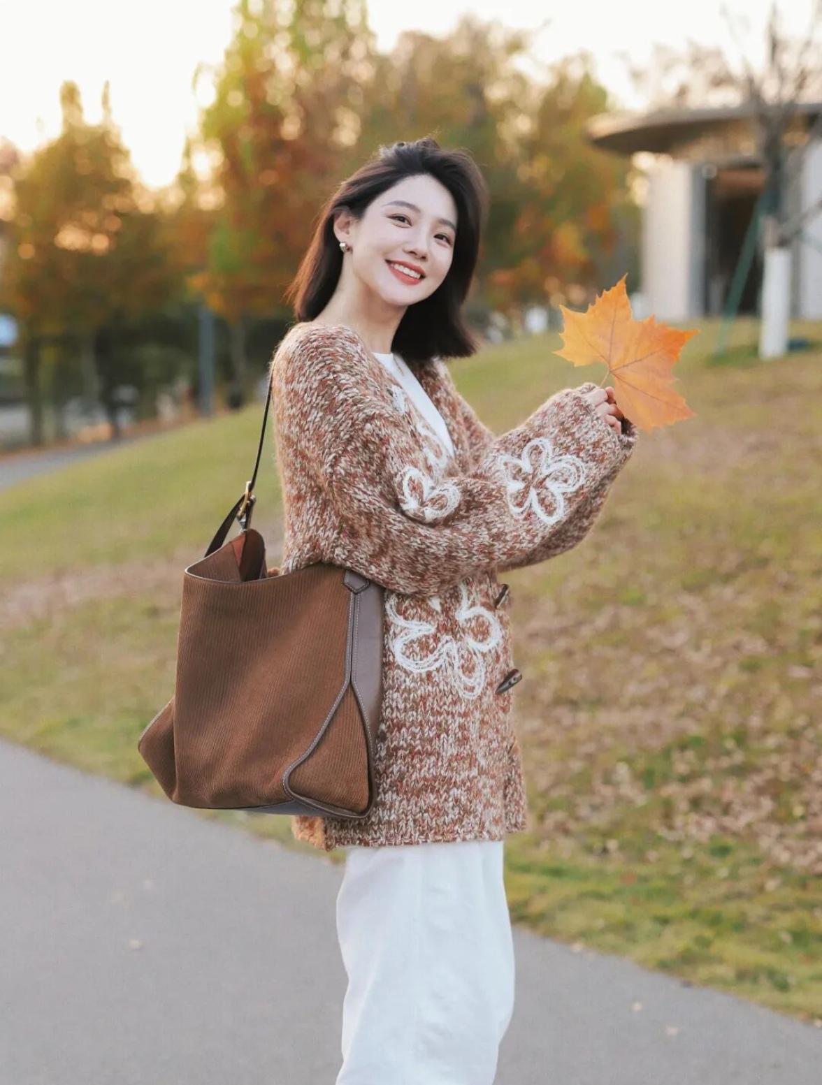 有种美丽，自然，朴素，清新，淡雅，不施粉黛。