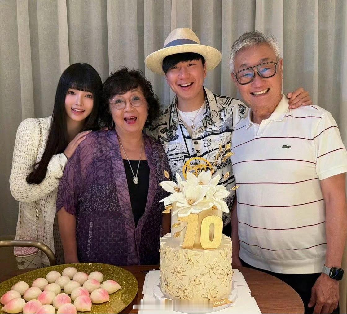 恭喜🎉一直没看过林俊杰有啥绯闻