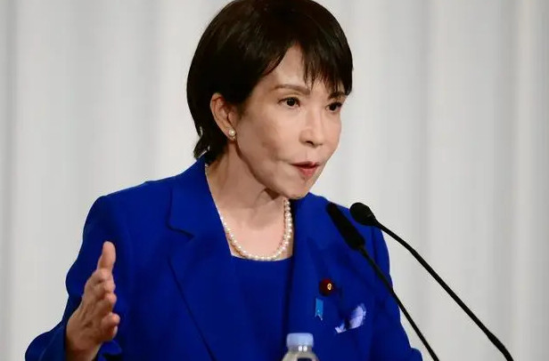 美媒曝料：高市早苗在电话里被警告：不要招惹中方！近日，《华尔街日报》披露了一则引