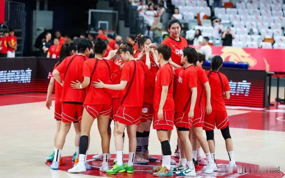 中国女篮加时71-72惜败西班牙，张子宇22分12板2帽内线统治力尽显，杨舒予1