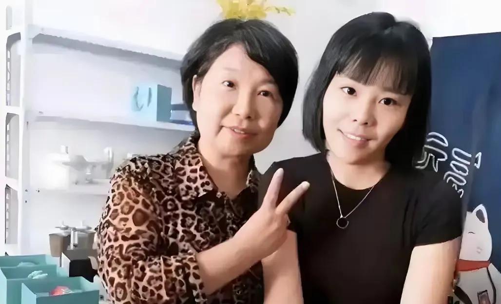杜新枝自己家族一堆乙肝，好几个亲戚都是肝癌死的，而自己生出的孩子没有乙肝，我不信