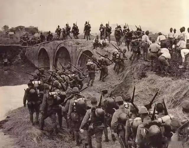 1940年，386旅包围榆社城久攻不下，日军城内叫嚣：“八路军没有炮，我们可以守