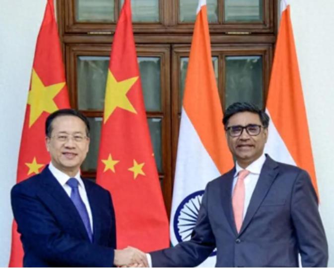 新德里传来消息，中印战略对话只谈了一天！印度当着中国的面，提了一个敏感请求。