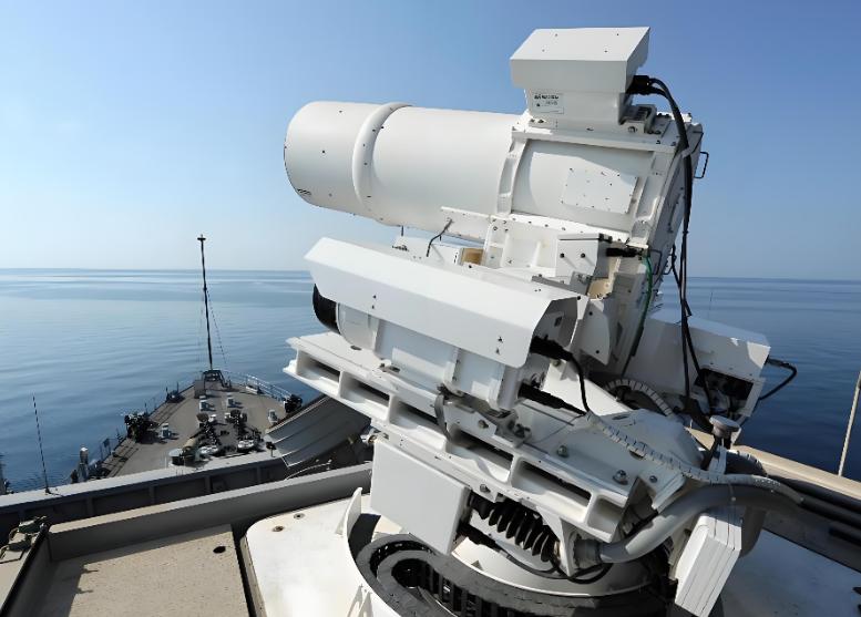 中美开战，美若使用声波武器，视为使用核武，原因是它比核武还狠，中国有核反击的权力