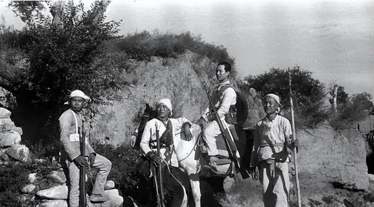 2018年，湖南一位百岁老人突然昏倒，被紧急送医，然而，医生给他做检查时，竟被老