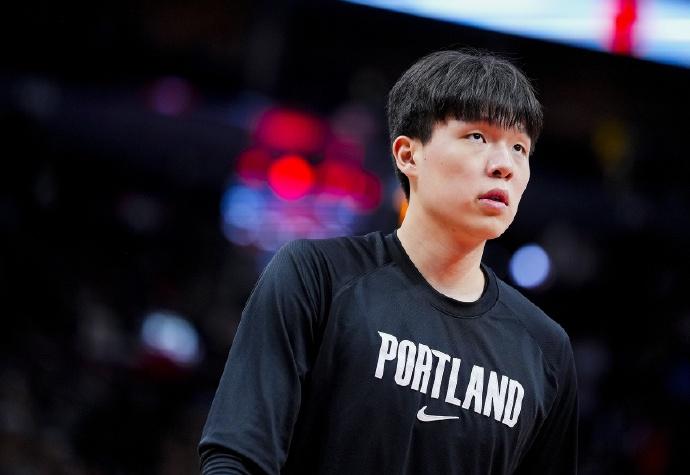 这样的杨瀚森，你们还要怎样？上场不到6分钟，而且是被切割成两次的上场，砍下4