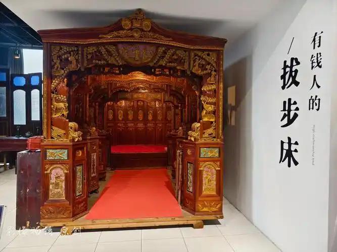 欧洲，摆放着中国的床，我泱泱大国的的屈辱史[捂脸哭]