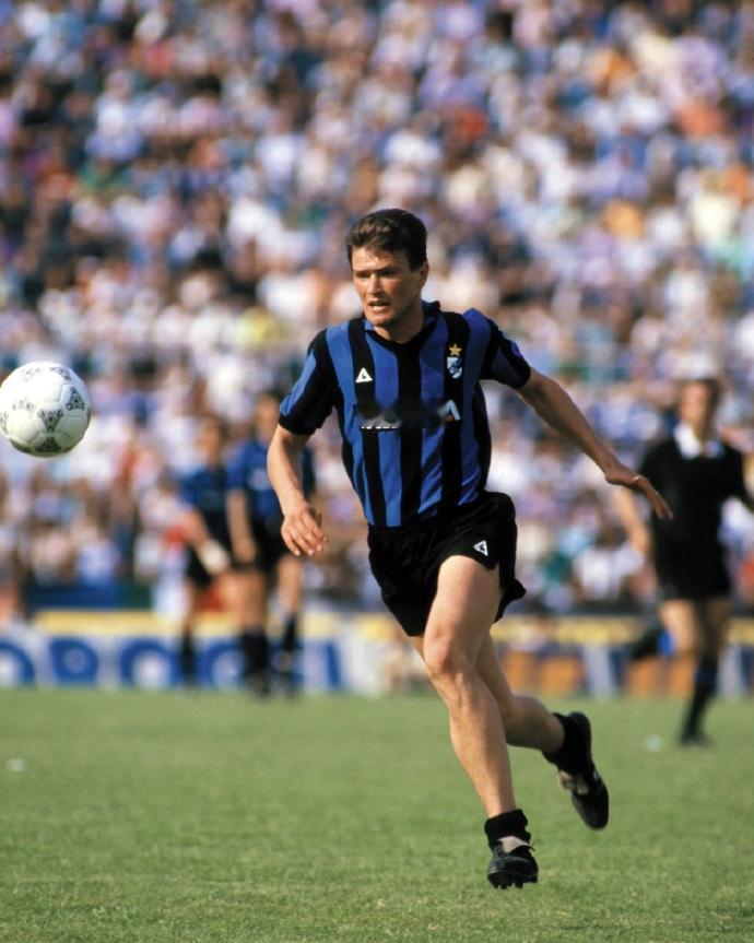 盘点国际米兰历史最佳本土阵容433：门将：曾加后卫：法切蒂、贝尔戈米、马特拉