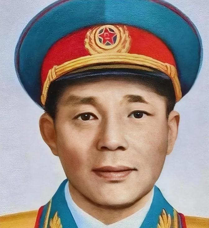 1972年，开国少将南萍在参加一次会议时，突然接到了一个电话，要求他立即到指定地