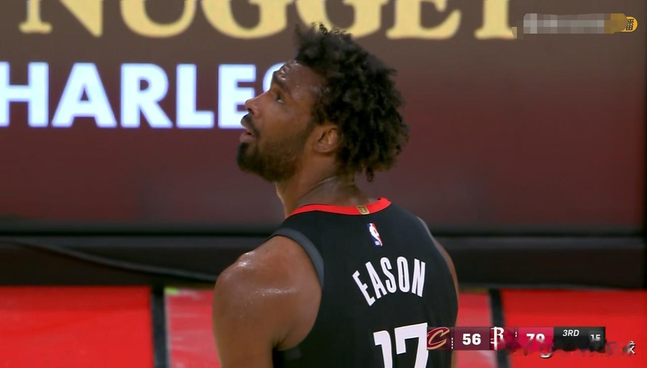 火箭大将伊森越来越会打球了！在今天火箭主场以117：100击败骑士的比赛中，伊森