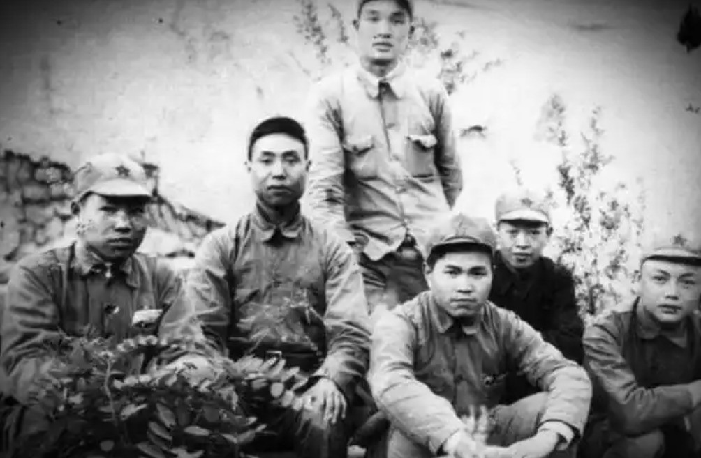 1940年，新四军有一名匪兵出身的残疾人，竟然“强娶”了一个漂亮姑娘，陈毅大怒，