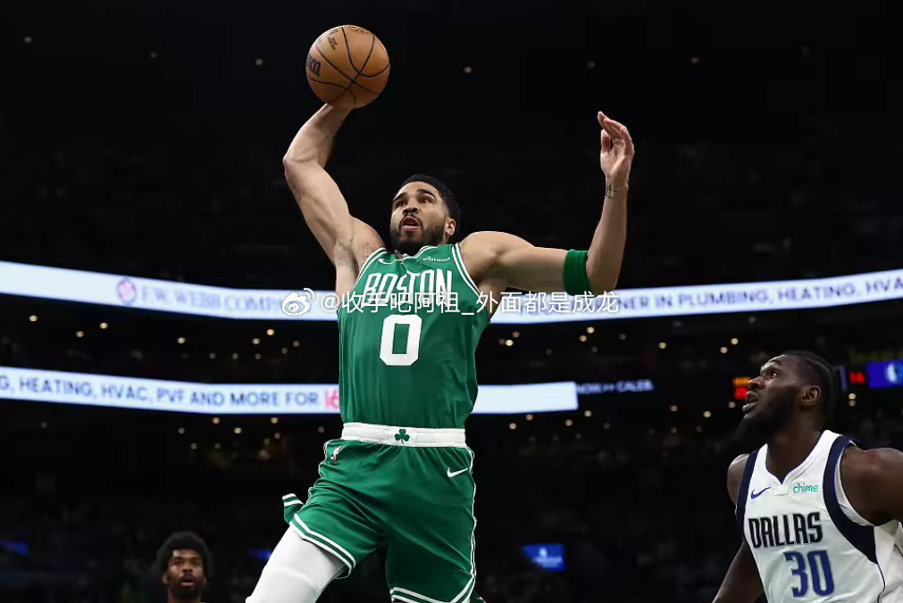 NBA常规赛，凯尔特人以113-102逆转黄蜂。本场比赛塔图姆15中8，三分7中