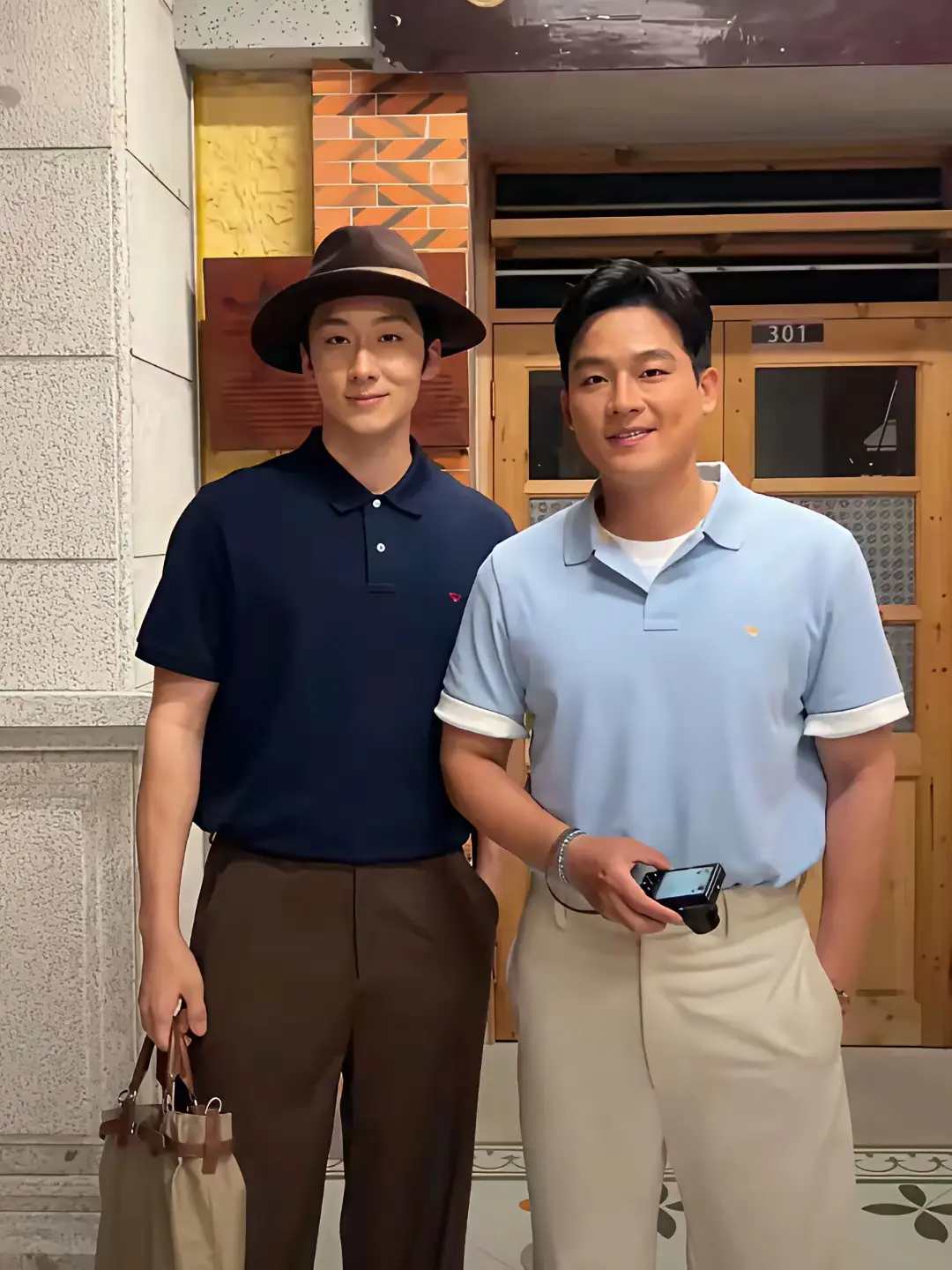 欧豪花期不长啊，曾经那帅小伙如今慢慢变大叔啦，这变化还挺明显呢​