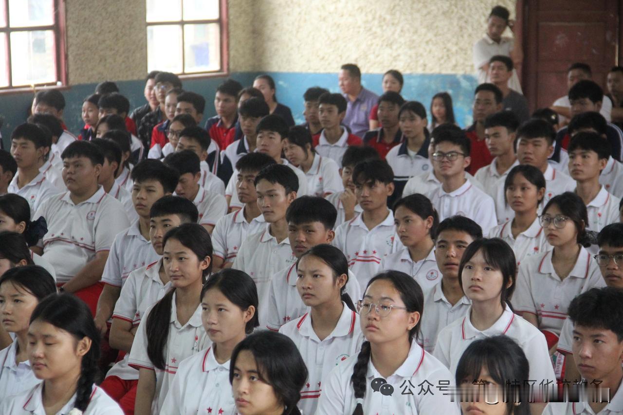 缅北果敢地区大量孩子来内地上学了！这些初中毕业的孩子，不能轻易辍学，果敢地区