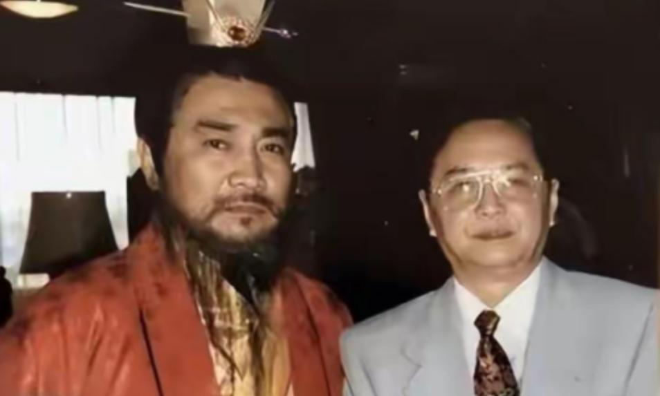 “能演就演，不能演就滚蛋！”1991年，一个演员因为要求配一辆进口专车，丢掉了曹