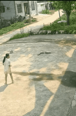 如此管教，只能是抡的越远摔的越狠，想的做的哪一样也没有达到，只能怪自己方式方法没