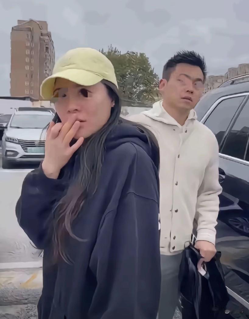 上海律师出轨那事，其实原配从婆婆那里已经知道真相！一个女人在面对丈夫护着小三