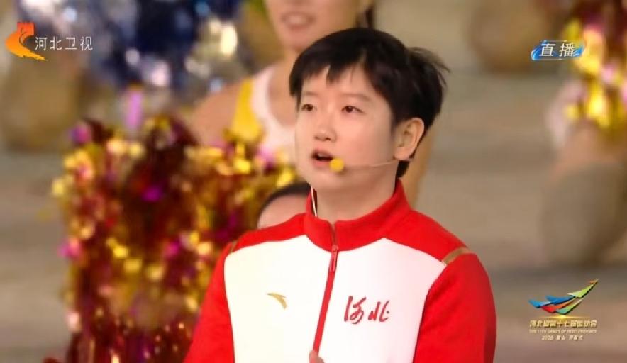 谁懂河北运动会开幕式“刀人”的细节，唱“阳光总在风雨后”这句时，大屏幕上放的