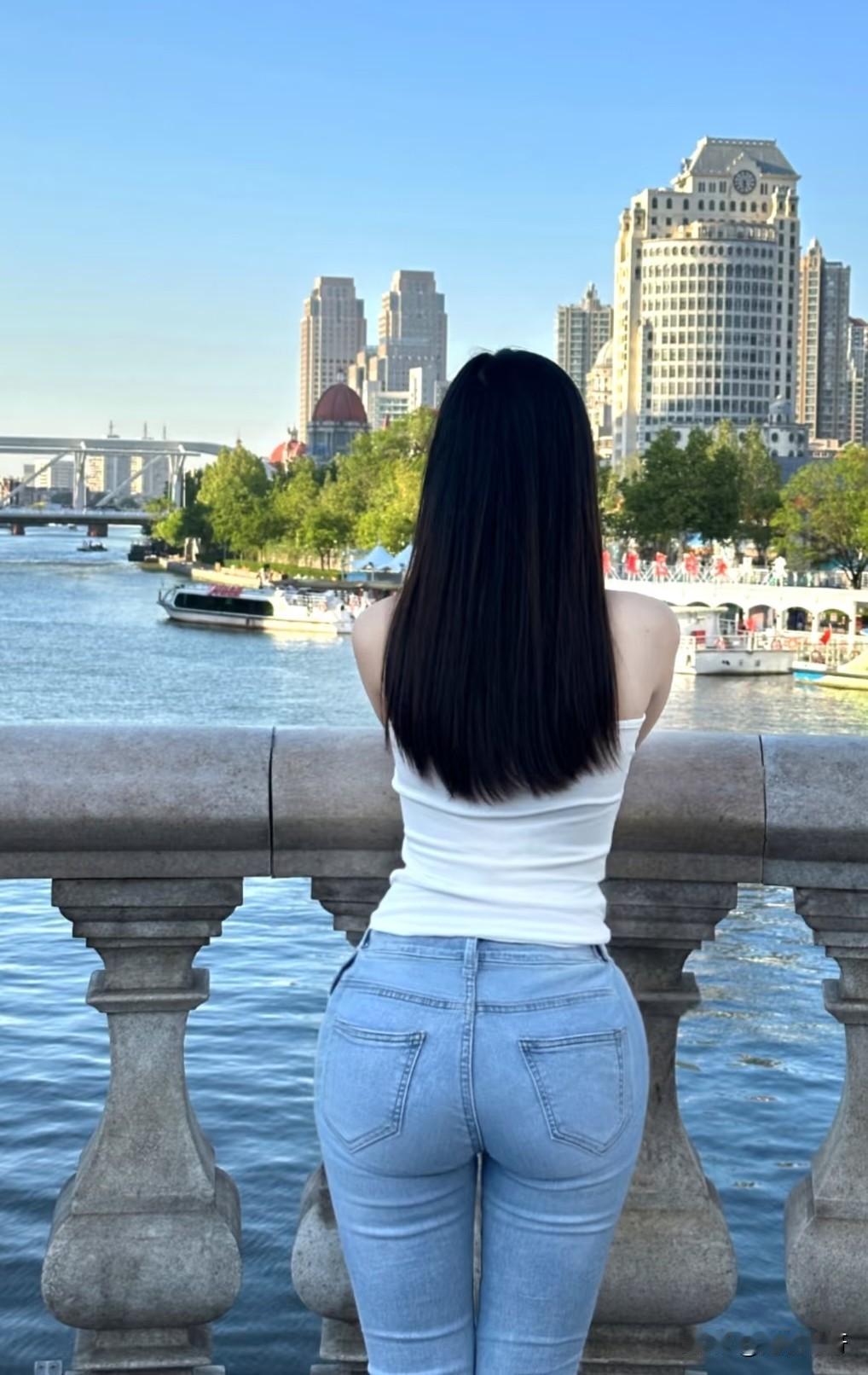 目测有35➕美女什么年龄段的女人最有女人味?